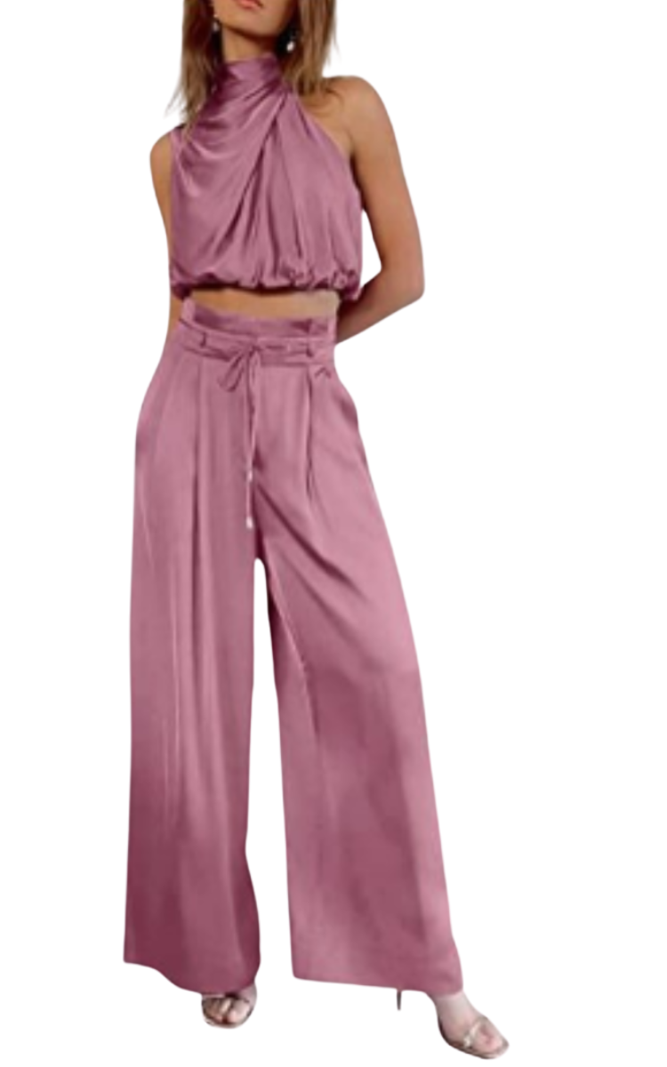Combinaison élégante pour femme, idéale pour un mariage ou une cérémonie d’été avec coupe fluide et style chic.
