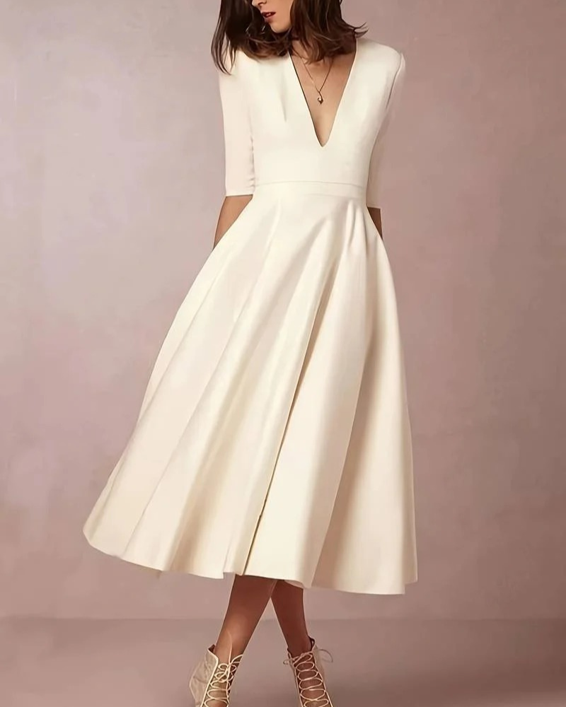 Robe de cocktail élégante pour femme, coupe midi idéale pour l’été et les occasions habillées